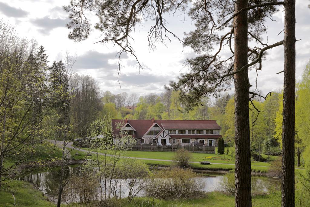 Park Hotel Bruzis Smiltene Exterior photo